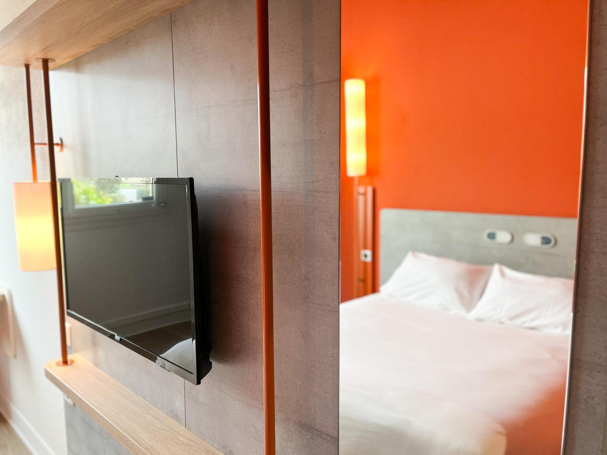 Ibis Budget Saint Christol Les Alès Esterno foto