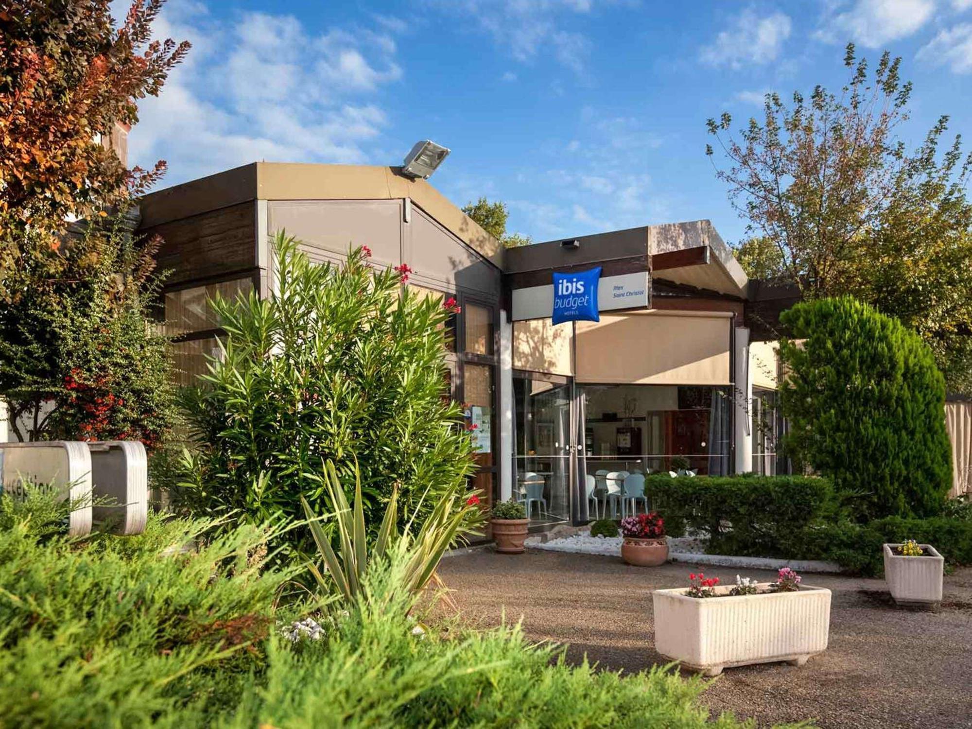 Ibis Budget Saint Christol Les Alès Esterno foto