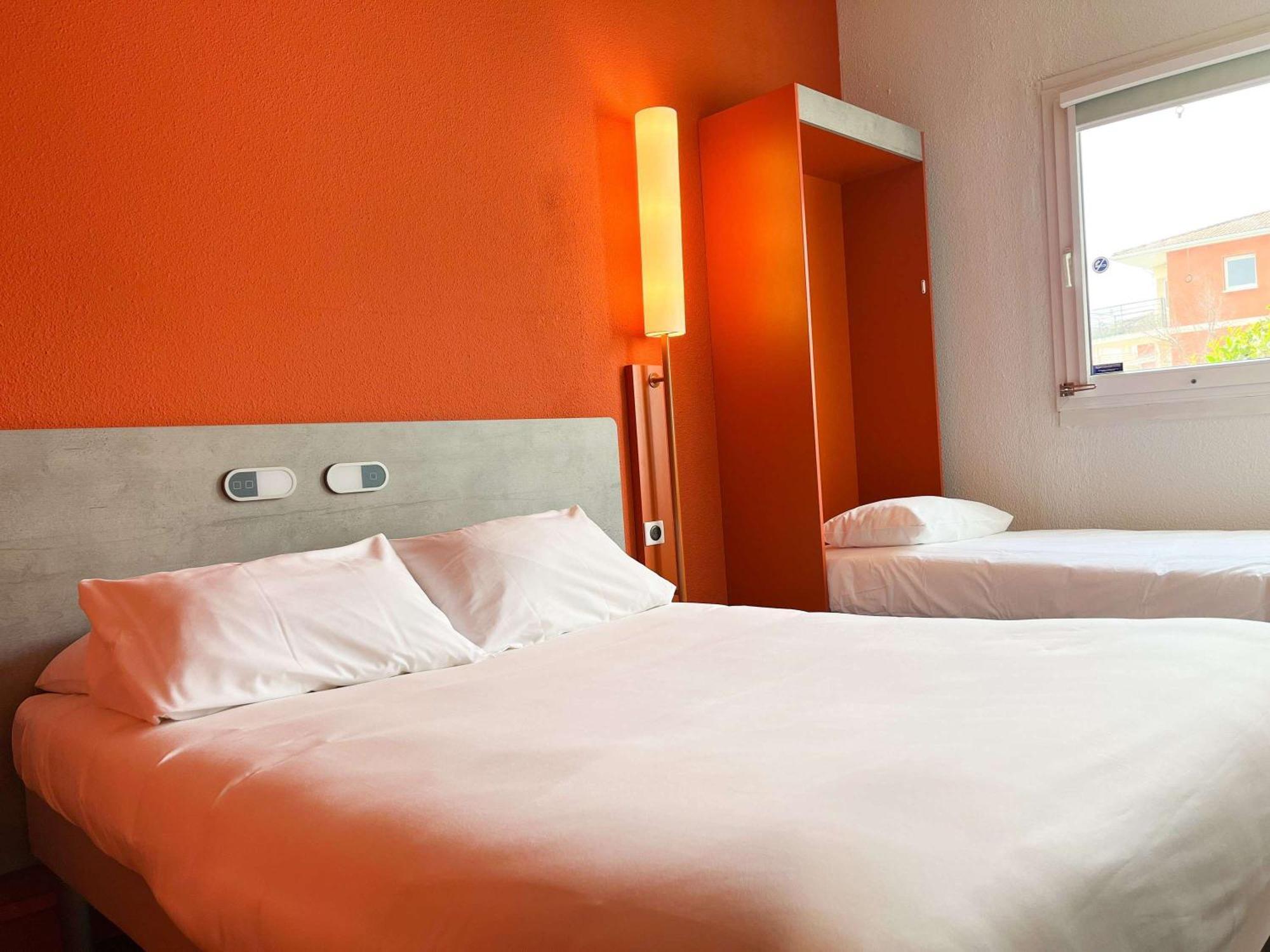 Ibis Budget Saint Christol Les Alès Esterno foto