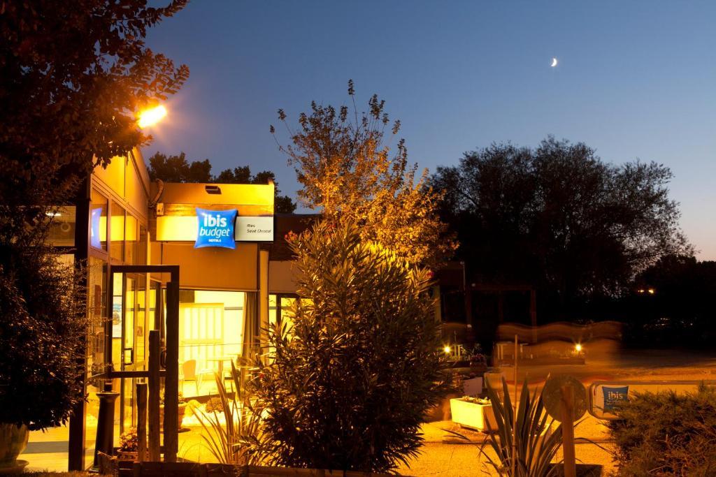 Ibis Budget Saint Christol Les Alès Esterno foto